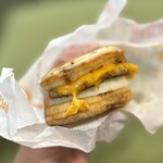 McDonald's Gojugogo Ashikaga Ten - メイプルが練り込んであってふわふわで美味しい♪