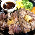 Ikinari Steak Komagome Ten - ステーキとハンバーグのワイルドコンボ。