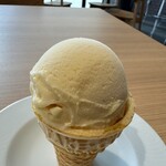 山カフェ妙義 - 【2024.8.15(木)】バニラアイスクリーム300円