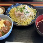 Taishu Sakaba Takumi - 豚しゃぶの冷やしラーメンと唐揚げ丼のセット