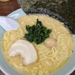 Yokohama Iekei Ramen Konshinya Numazu Ten - 醤油ラーメン