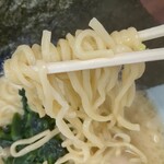 Yokohama Iekei Ramen Konshinya Numazu Ten - 麺リフト