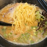 どん きさろく - 麺はこんな感じ