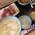 Uo Kou - まぐろ刺身定食