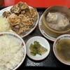 ネオ町中華へそ - サービスランチの大判からあげ定食