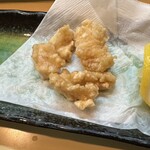 樽一 - ヤゲン軟骨は半分にカットされてて食べやすくなっています