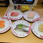 Sushiro Tennoji Ten - 5皿だけ注文　※サッと食べて、サッと帰るのです