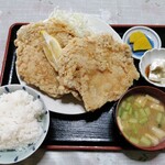 峠の茶屋 あおい - あおいからあげ定食 (しお)