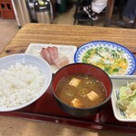 日の出寿し食堂 - 