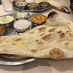 BOMBAY SIZZLERS - 