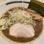 アンダーグラウンド ラーメン 頑者 - 