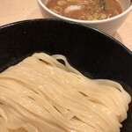 アンダーグラウンド ラーメン 頑者 - 