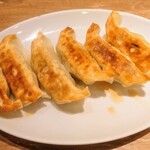 Kin no Gyoza Sakaba Ebisu Ten - 特製焼き餃子