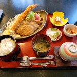 Wafu Restaurant Momokawa - 