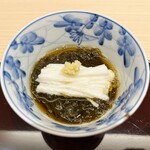 すし博 - 結 8800円
            （ランチコース料理）
            小鉢 能登 岩もずく