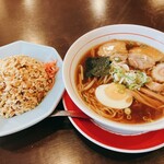 トーリン - 料理写真:しょうゆラーメン+炒飯