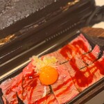 Yogan Yakiniku Dining bonbori Shinjuku Ten - 肉ユッケ