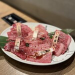 Kuroge Wagyu Marugoto Ittogai Yakiniku Dotonbori Mitsuru Shinsaibashi Ten - 