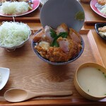 とんかつ & とり天 しげのや食堂 - ロース中カツ丼1,790円