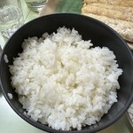 鯉とうなぎのまるます家 - ごはんも炊き具合がちょうどよかったです。