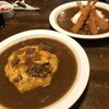 伊藤珈琲店 - 料理写真:手前はビーフカレー、奥はエビフライカレー