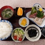 多幸花 - お造り定食1250円