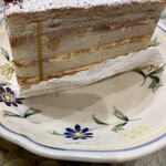 LE JARDIN BLEU - ミゼラブル410円伝統ケーキです‼︎細かい部分にまで美味しさが！