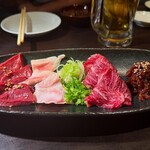 Sumibi Yakiniku Nikushiki Susukino Ten - 肉刺し盛り合わせ