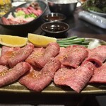 Sumibi Yakiniku Nikushiki Susukino Ten - 上タン