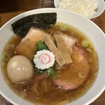 いかれたヌードル フィッシュトンズ - 料理写真: