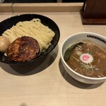 アンダーグラウンド ラーメン 頑者 - 