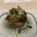 和食日和 おさけと - 焼物(寒鰤大根のソテー、塩麹バタ粥ソース、香味野菜とともに)