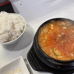 韓国家庭料理 レインボー食堂 - 料理写真: