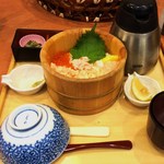 Ohitsu Gohan Shirokujichu Ibaraki Ten - 北海おひつご飯1058円　メニュー写真より寂しかった。