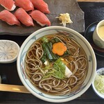 吾妻庵 - 料理写真:蕎麦と鮪握りのセット　JPY 1,700位でした