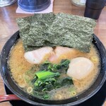 家系ラーメン 上総家 - 料理写真: