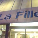 La Fille - 店舗外観(テント)