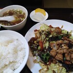 大興 - 回鍋肉定食