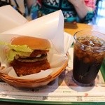 MOS BURGER Txga Ryuyama Ootakanomori Ten - ぜいたくモス600円×2、コーラ170円