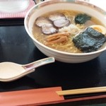 北見ハーブヒルゴルフクラブ - 塩ラーメン大盛