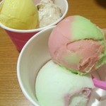 Thirty-One Ice Cream Ion Mori No Sato Ten - 8/6までは、ダブル31%オフ！
                      しかし、ここの店はお客さんを捌くのがうまくないな。。。
                      