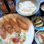 せかいのやきとり 旬鮮 たけし - チキン串カツ定食 780円