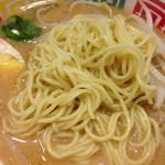 Ton Taro Tanbara Ten - 豚太郎 丹原店 味噌ラーメンの麺