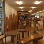 A-Z Super Center Food Court Restaurant Kawanabe Ten - 入口入ってすぐの店内の様子です。