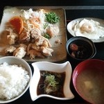 Michikusa - 和風からあげ定食（800円・ランチパスポートで500円）