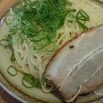 Ajisen Ramen Amax Iku Ten - 替え玉（チャーシュー付き）