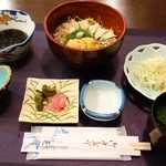 Shokujidokoro Kaikyo - いちご丼