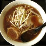 Restaurant Mominoki - 軟白葱醤油ラーメンのアップ