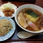 中華料理どさんこ - 半チャーハン・ラーメンセット！