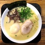 すがい - 味玉とんこつラーメン